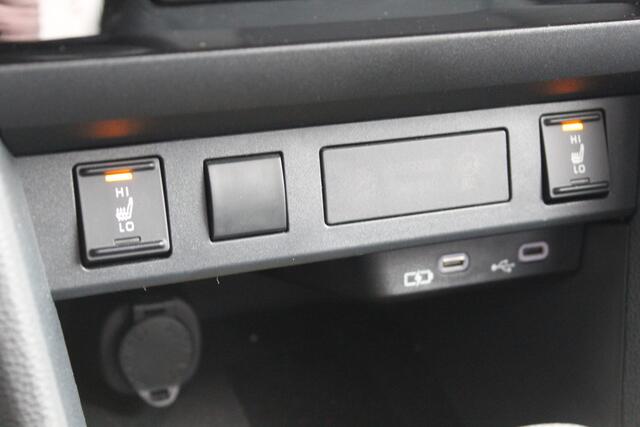 Toyota YARIS Cross 1.5 Hybrid 115 Dynamic Plus | Rijklaar | Stoel/-stuurverw. | Apple/Android | Navi | Keyless | LED | Camera | Adap.cruise | Clima