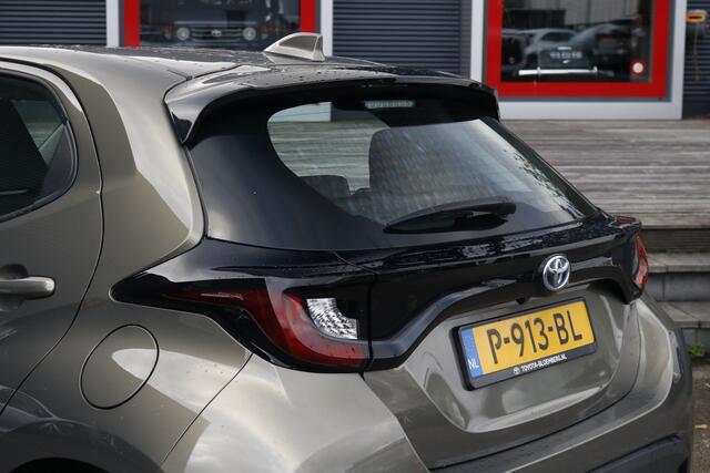 Toyota YARIS 1.5 Hybrid Active | CarPlay| ACC | Achteruitrijcamera | Gereserveerd Seppie T/M 22e