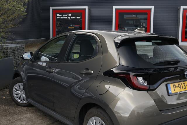Toyota YARIS 1.5 Hybrid Active | CarPlay| ACC | Achteruitrijcamera | Gereserveerd Seppie T/M 22e