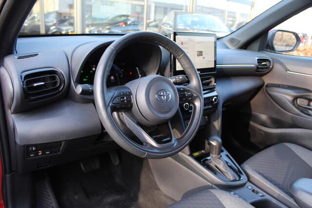 Toyota YARIS Cross 1.5 Hybrid 115 Dynamic Plus | Rijklaar | Stoel/-stuurverw. | Apple/Android | Navi | Keyless | LED | Camera | Adap.cruise | Clima