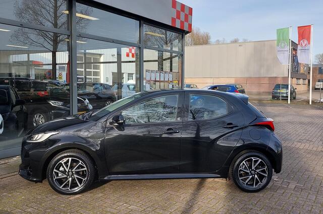 Toyota YARIS 1.5 Hybrid Business Plus