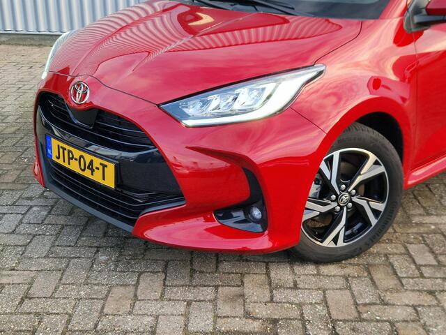 Toyota YARIS 1.5 Hybrid 115 First Edition