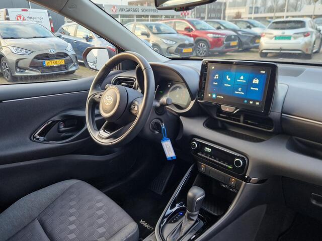 Toyota YARIS 1.5 Hybrid 115 First Edition