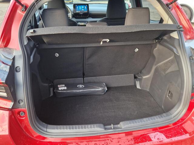 Toyota YARIS 1.5 Hybrid 115 First Edition