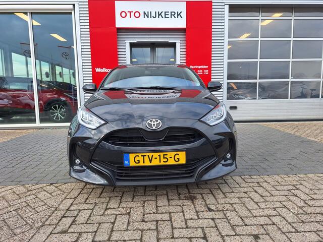 Toyota YARIS 1.5 Hybrid 115 First Edition