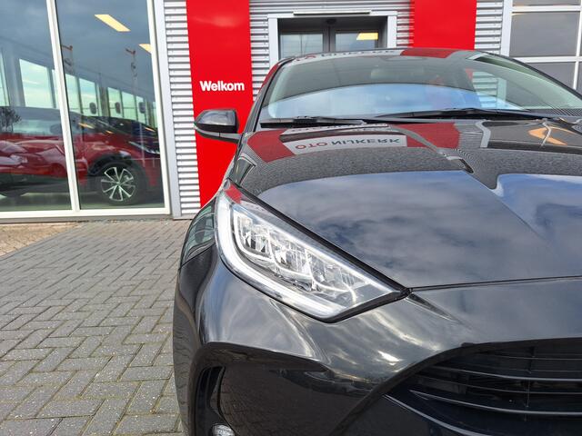 Toyota YARIS 1.5 Hybrid 115 First Edition