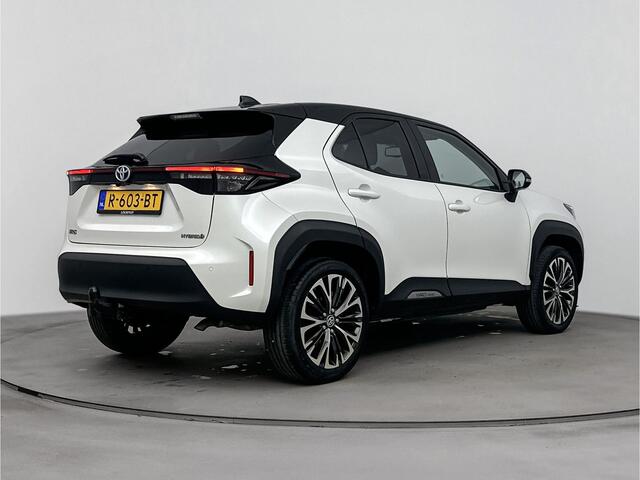 Toyota YARIS Cross 1.5 Hybrid Executive | Trekhaak | Dodehoek assistent | Full map navigatie |