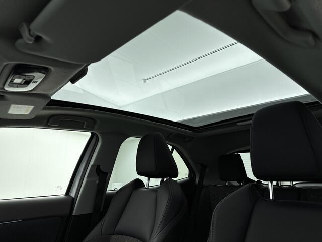 Toyota YARIS Cross 1.5 Hybrid Executive | Trekhaak | Dodehoek assistent | Full map navigatie |