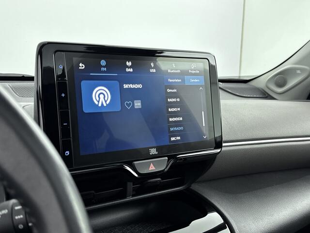 Toyota YARIS Cross 1.5 Hybrid Executive | Trekhaak | Dodehoek assistent | Full map navigatie |