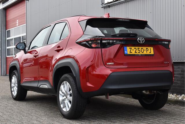 Toyota YARIS Cross 1.5 Hybrid 115 Active Virtual cockpit, Adaptive cruise, Camera, Carplay, DAB