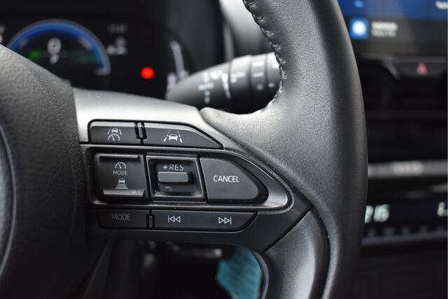 Toyota YARIS Cross 1.5 Hybrid 115 Active Virtual cockpit, Adaptive cruise, Camera, Carplay, DAB
