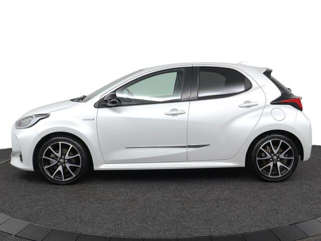 Toyota YARIS 1.5 Hybrid Executive | Trekhaak | Apple Carplay/Android Auto | Navigatie | parkeer sensoren v/a |