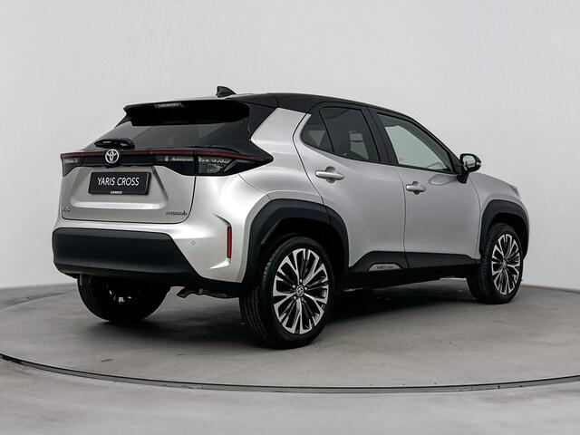 Toyota YARIS Cross 1.5 Hybrid Executive | Glazen Panoramadak | JBL-Audio |