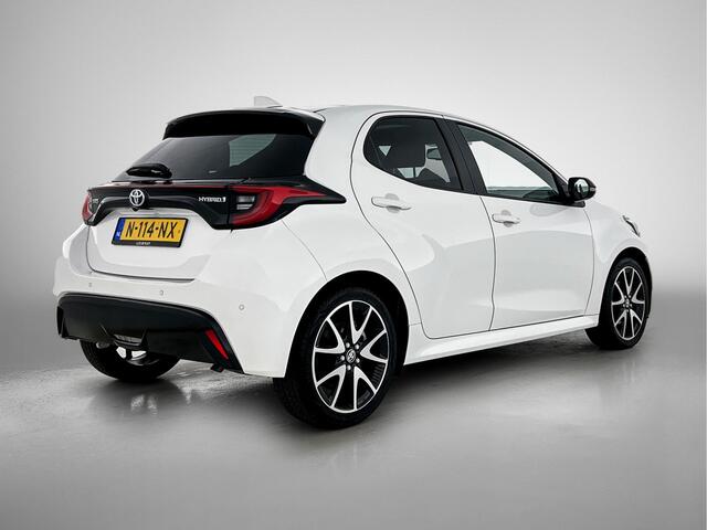 Toyota YARIS 1.5 Hybrid Executive Premium Pack | 1e Eigenaar | NIEUW GELEVERD & ONDERHOUDEN | Panoramadak | JBL | Stoelverwarming |