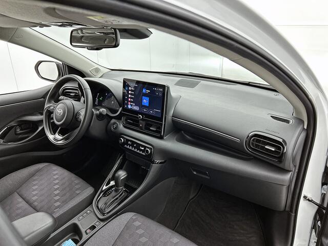 Toyota YARIS 1.5 Hybrid 115 First Edition