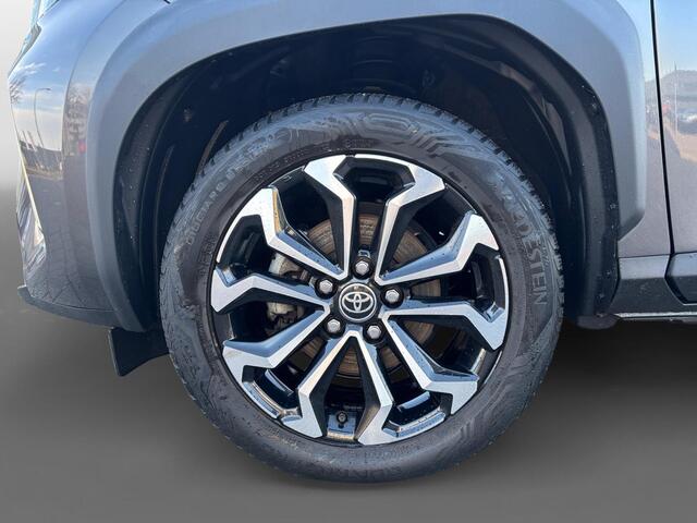 Toyota YARIS Cross Dynamic | CAMERA | NAVI | APPLE CAR PLAY / ANDROID AUTO | KEYLESS |