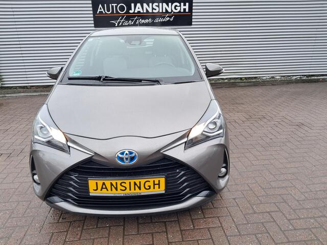Toyota YARIS 1.5 Hybrid Aspiration Automaat | Clima | Camera | Navigatie | LM Velgen | Set winterwielen | RIJKLAARPRIJS INCL 12 MAANDEN GARANTIE EN BEURT