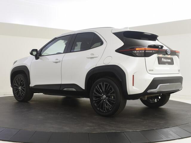 Toyota YARIS Cross 1.5 Hybrid AWD Adventure Full Options!!