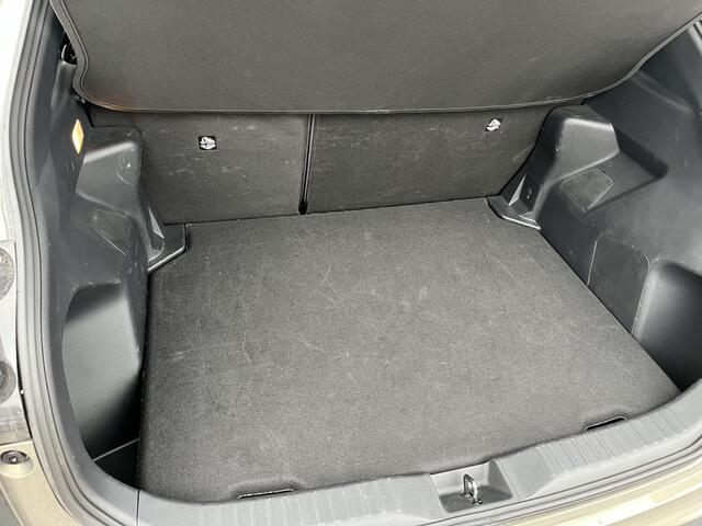 Toyota YARIS Cross 1.5 Hybrid 115 First Edition Nieuw Model Stoel stuurverwarming PDC Apple Carplay Android auto