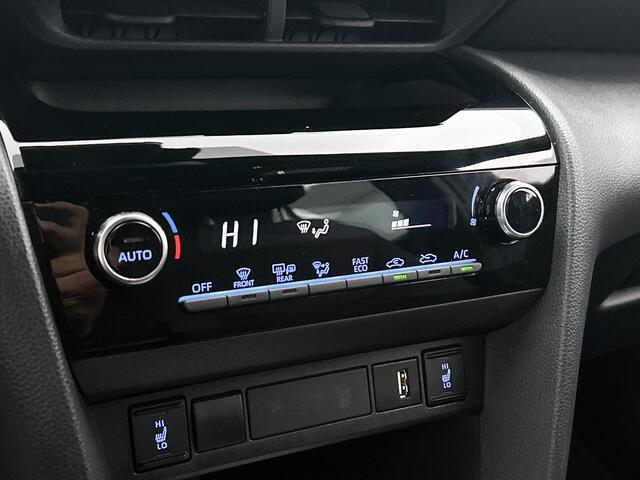 Toyota YARIS Cross 1.5 Hybrid Dynamic | Voorstoelen verwarmd | Stuurwiel verwarmd |