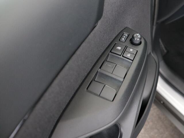 Toyota YARIS Cross 1.5 Hybrid Explore | NL dealeronderhouden | Trekhaak |