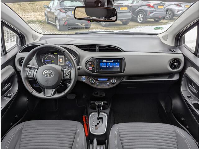 Toyota YARIS 1.5 Hybrid Dynamic | 1e eigenaar | Dealer OH | Trekhaak | Cruise control | Carplay | Keyless | Camera