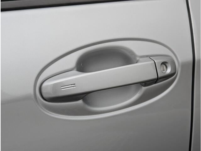 Toyota YARIS 1.5 Hybrid Dynamic | 1e eigenaar | Dealer OH | Trekhaak | Cruise control | Carplay | Keyless | Camera