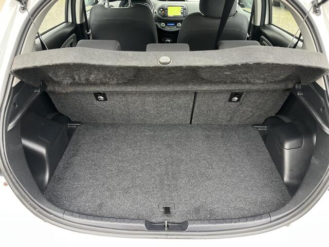 Toyota YARIS 1.5 Hybrid Aspiration | Navigatie | Climate control | Cruise control | Parkeercamera |
