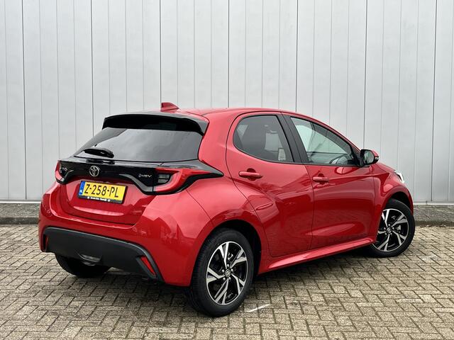 Toyota YARIS 1.5 Hybrid 115 First Edition Nieuw Model NL Auto Carplay Navi Clima Cruise Dealer Onderhouden