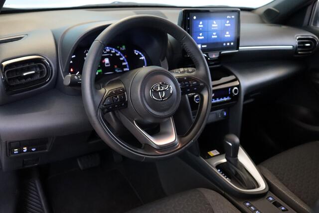 Toyota YARIS Cross 1.5 Hybrid Team D | NAVI | CAMERA + PDC | VRUIT/STUUR/STOELVERW | ADAP CRUISE | LANE-ASSIST / WARNING |