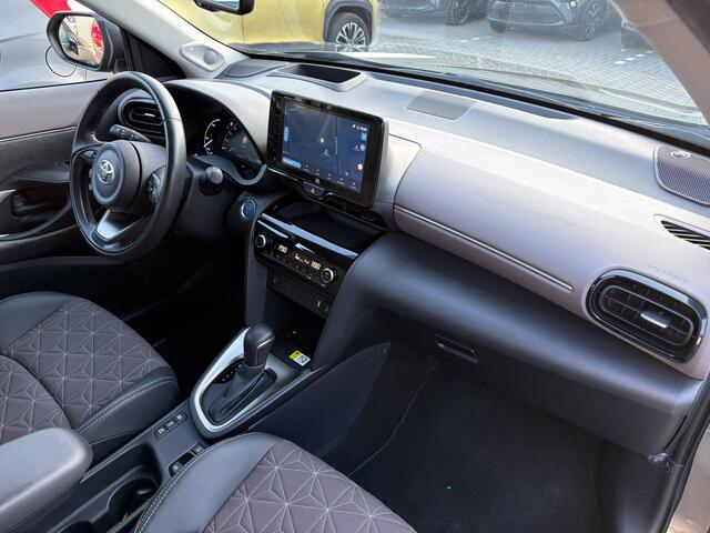 Toyota YARIS Cross 1.5 Hybrid Executive | JBL | Head Up | BSM | Navi | Stoelverw. | Prijs Rijklaar!!