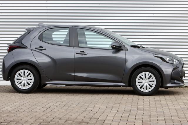 Toyota YARIS 1.5 Hybrid Active Navi