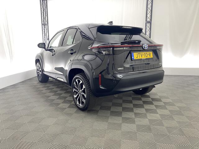 Toyota YARIS Cross 1.5 Hybrid Business Plus | Apple carplay | Stuur- en stoelverw. | Camera | Dodehoek