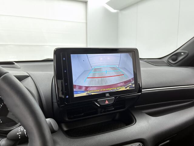 Toyota YARIS 1.5 Hybrid Executive | PDC | JBL | Dodehoek detectie | Stuur-Stoelverwarming