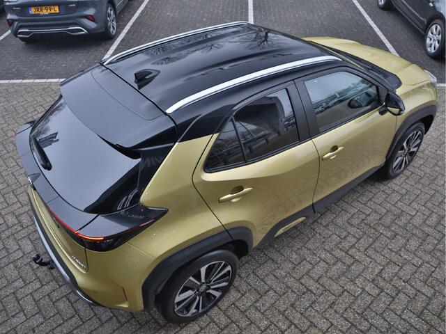 Toyota YARIS Cross 1.5 Hybrid Launch Edition Leder | Camera | Trekhaak | Apple CarPlay & Android Auto