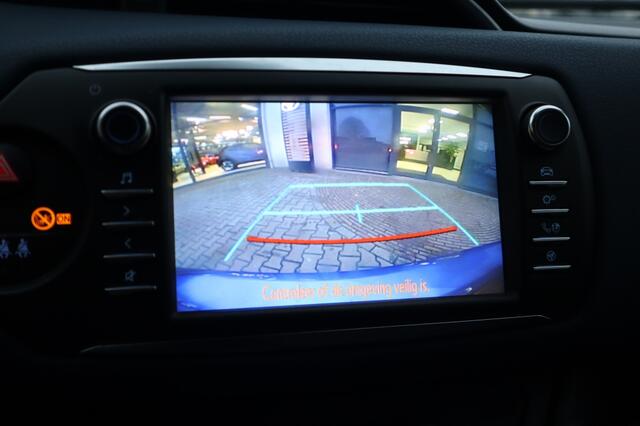 Toyota YARIS 1.5 Hybrid Bi-Tone Camera | Cruise | Keyless