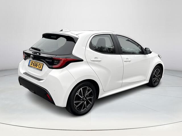 Toyota YARIS 1.5 Hybrid Dynamic | Navigatie | Apple CarPlay/Android auto | Head-up display | Parkeersensoren voor en achter