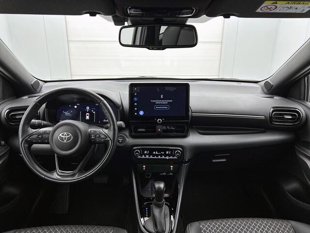 Toyota YARIS 1.5 Hybrid 130 Executive | Stoel- en stuurwielverwarming | Dodehoek detectors |