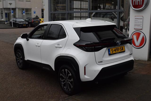 Toyota YARIS Cross 1.5 Hybrid Team D|Stuur+stoelverw.|Camera|Carplay