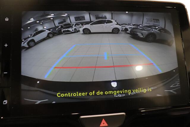 Toyota YARIS 1.5 Hybrid 115 Active, Stuur & Stoelverwarming, Apple Carplay/Android Auto!