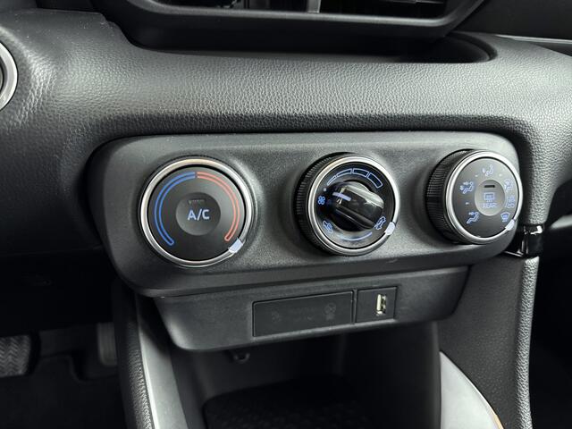 Toyota YARIS 1.5 VVT-i Dynamic | Apple Carplay & Android Auto | Parkeercamera |