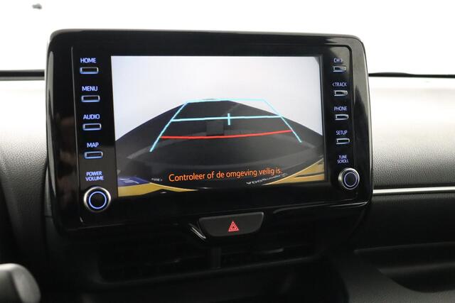 Toyota YARIS 1.5 Hybrid Executive | Apple Carplay/Android Auto | Parkeersensoren | Stoelverwarming | Navigatie |