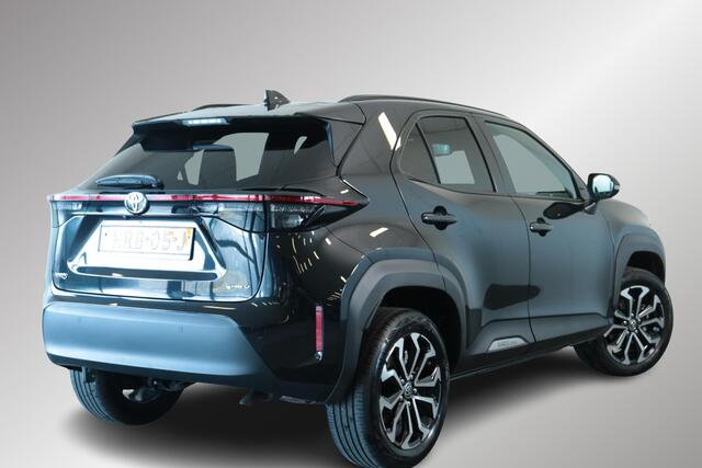 Toyota YARIS Cross 1.5 Hybrid 115 First Edition Comfort Pack, Stuur en Stoelverwarming