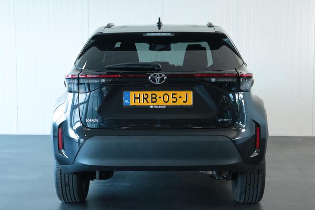 Toyota YARIS Cross 1.5 Hybrid 115 First Edition Comfort Pack, Stuur en Stoelverwarming