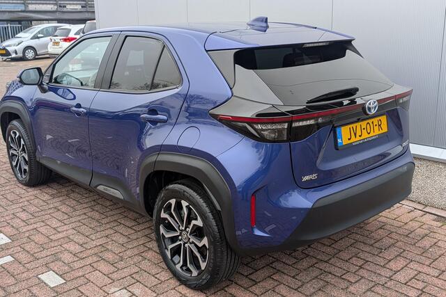 Toyota YARIS Cross 1.5 Hybrid First Edition Automaat, Achteruitrijcamera, Navigatie met Android Auto & Apple Carplay