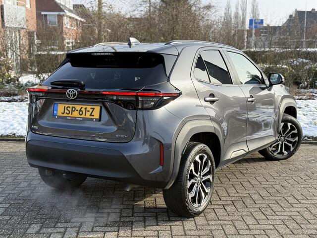 Toyota YARIS Cross 1.5 Hybrid 115 Active plus | Stoel- stuurverwarming | Keyless | Camera | PDC V+A | ACC | 10,5" Multimedia