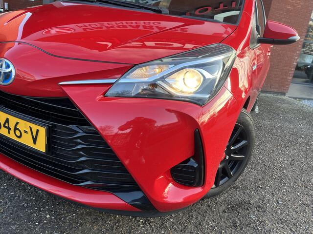 Toyota YARIS 1.5 Hybrid Energy // NAVI // CRUISE // CLIMA // PARKEERCAMERA //