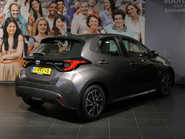 Toyota YARIS 1.5 Hybrid Business Plus - Occasion Lease vanaf ¤634 p/m - Camera - Apple carplay & Android auto - Navi