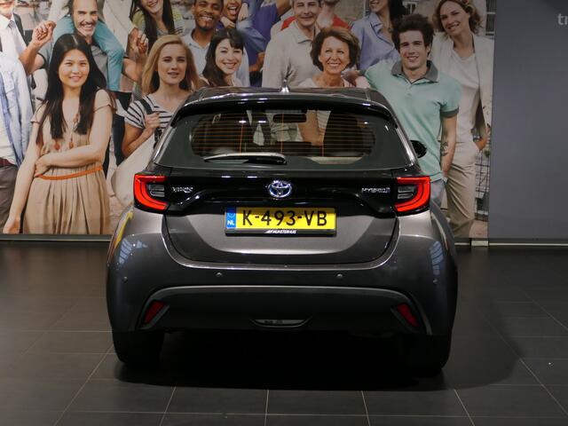 Toyota YARIS 1.5 Hybrid Business Plus - Occasion Lease vanaf ¤634 p/m - Camera - Apple carplay & Android auto - Navi