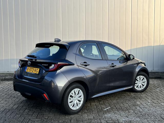 Toyota YARIS 1.5 Hybrid Active NL Auto All Season Apple Carplay Cruise